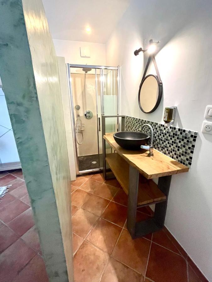 Chez Adri Et Lea Apartment บิกูเกลีย ภายนอก รูปภาพ